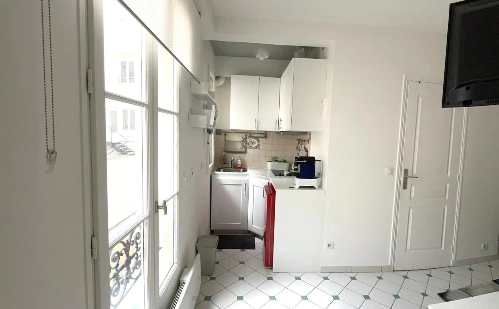 Nice Place Near Of Eiffel Tower! Paris Apartment
